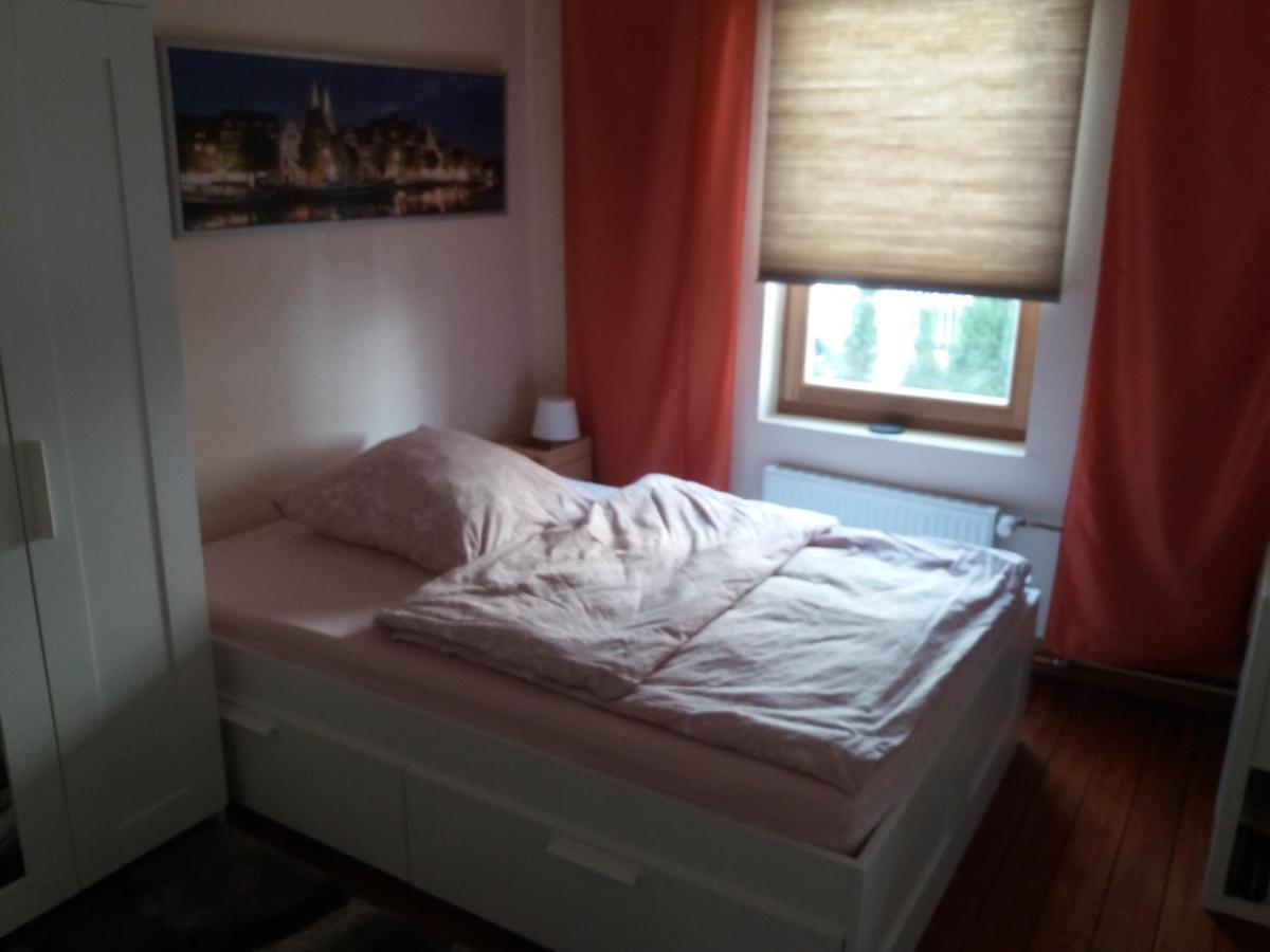 Pensionszimmer Luetzowzimmer Любек Экстерьер фото